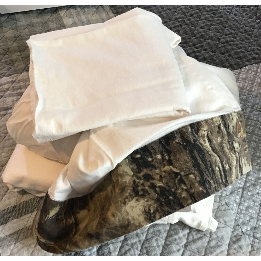 VGC Cabela's Zonz Woodlands Cotton Blend 4pc King Sheet Set White W/Camo Trim
